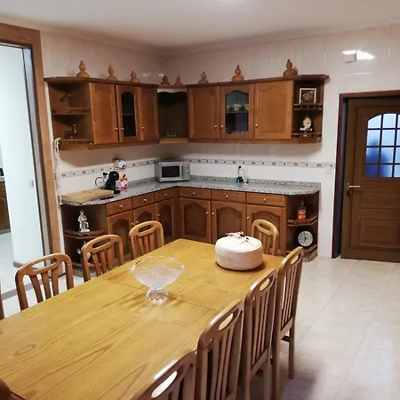 Casa Da Vieira-vivenda *